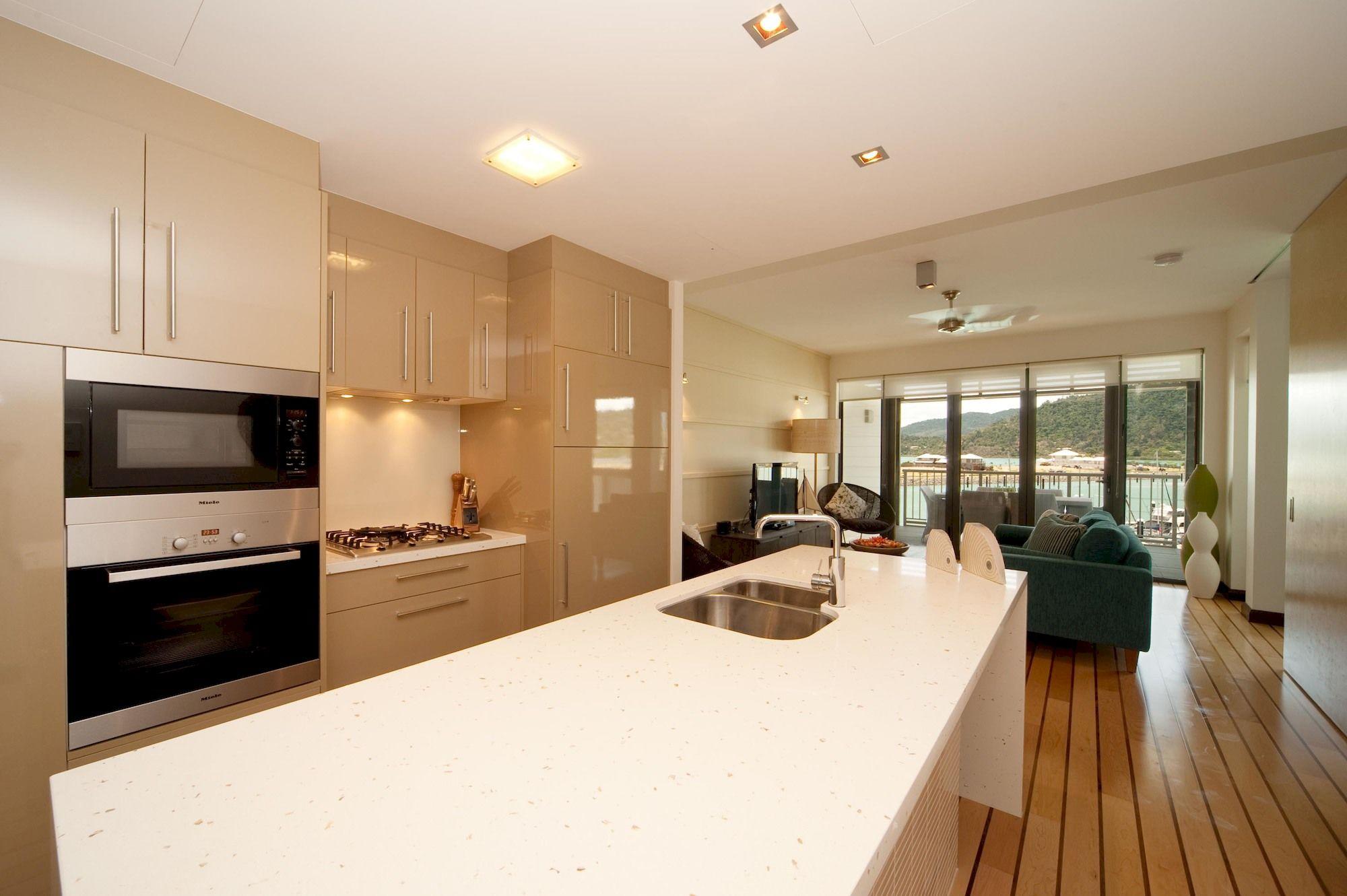 The Boathouse Apartments Airlie Beach Eksteriør bilde