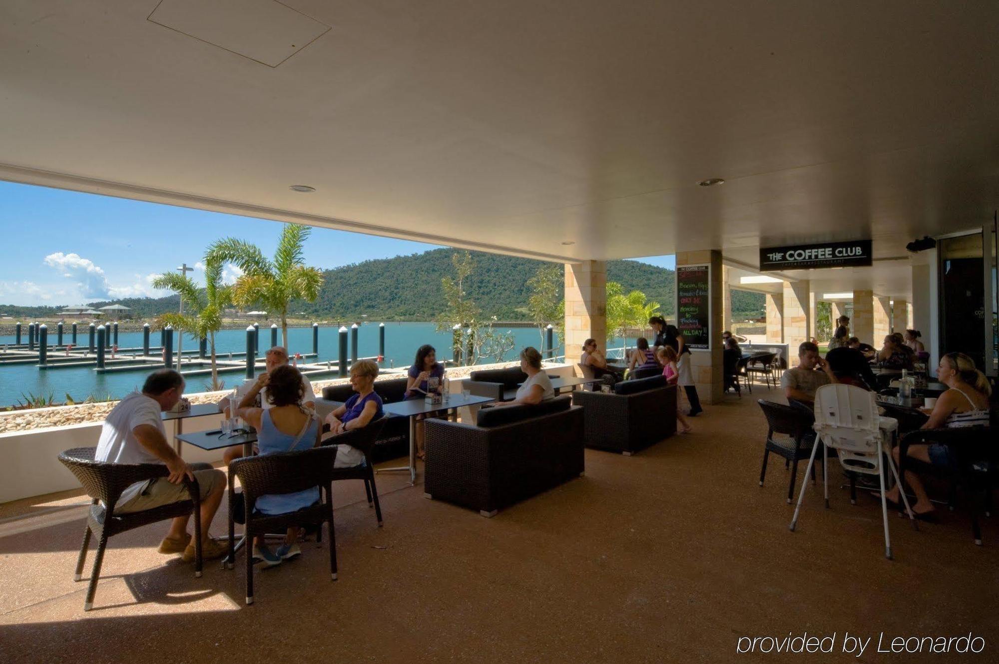 The Boathouse Apartments Airlie Beach Restaurant bilde